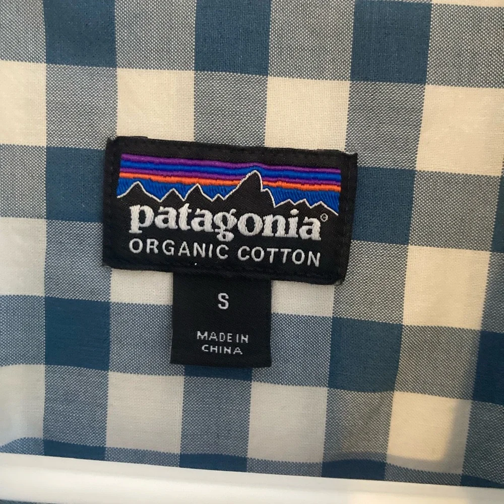 Patagonia Organic Cotton Blue and White Checkered Men's Shirt - Picture 2 of 7